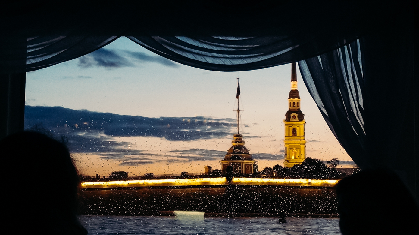 Ночная экскурсия по Петербургу с теплоходной прогулкой