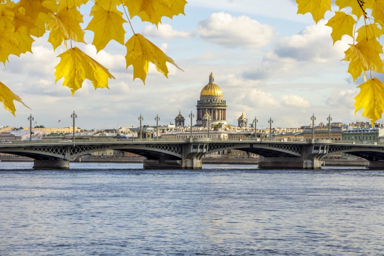 Знакомство с Петербургом