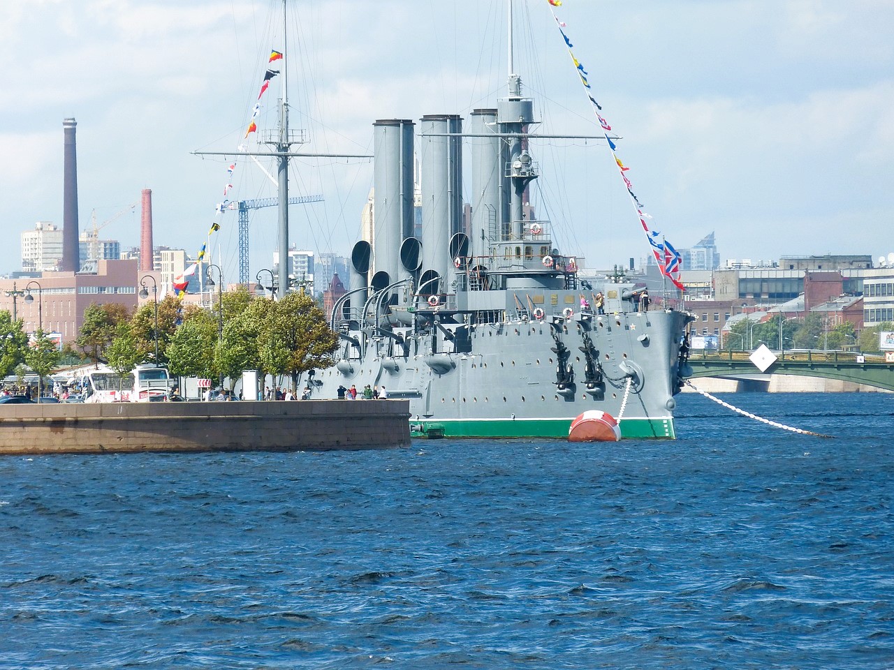 Обзорная экскурсия с посещением Крейсера «Аврора»