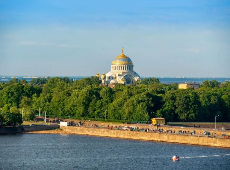 Экскурсия в Кронштадт с посещением Морского Никольского собора