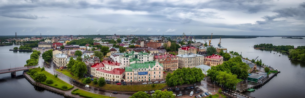 Вид на Выборг с башни замка