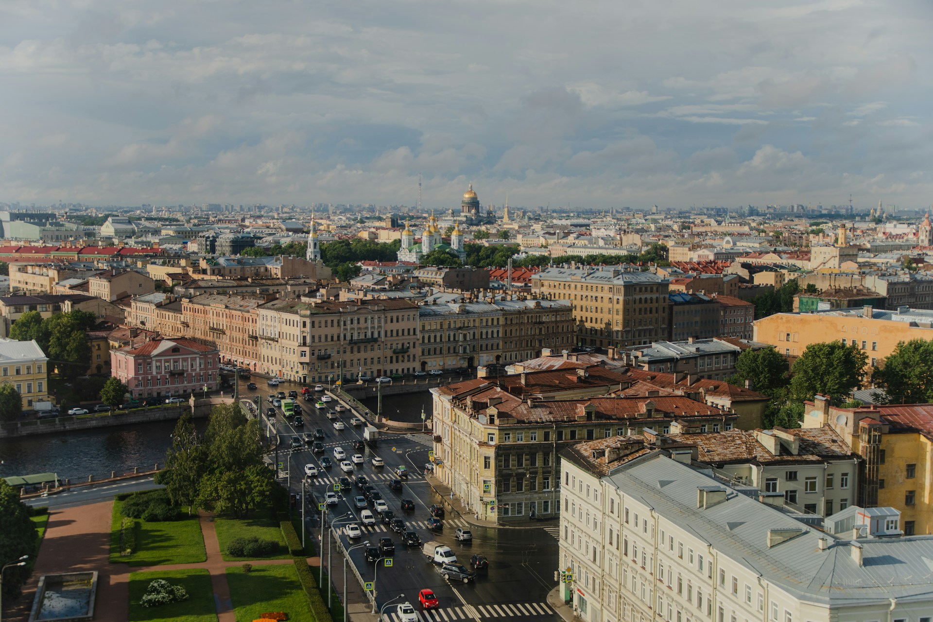 Вид на Санкт-Петербург